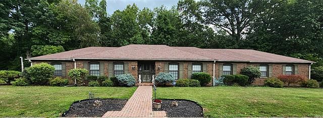 1st image of 1190 W Lincoln Dr