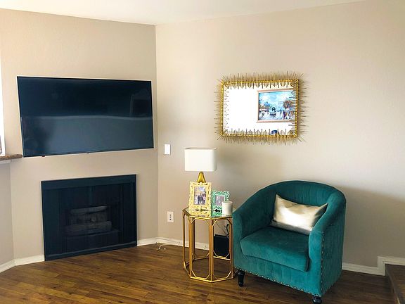 4th image of 7320 Hawthorn Ave APT 320