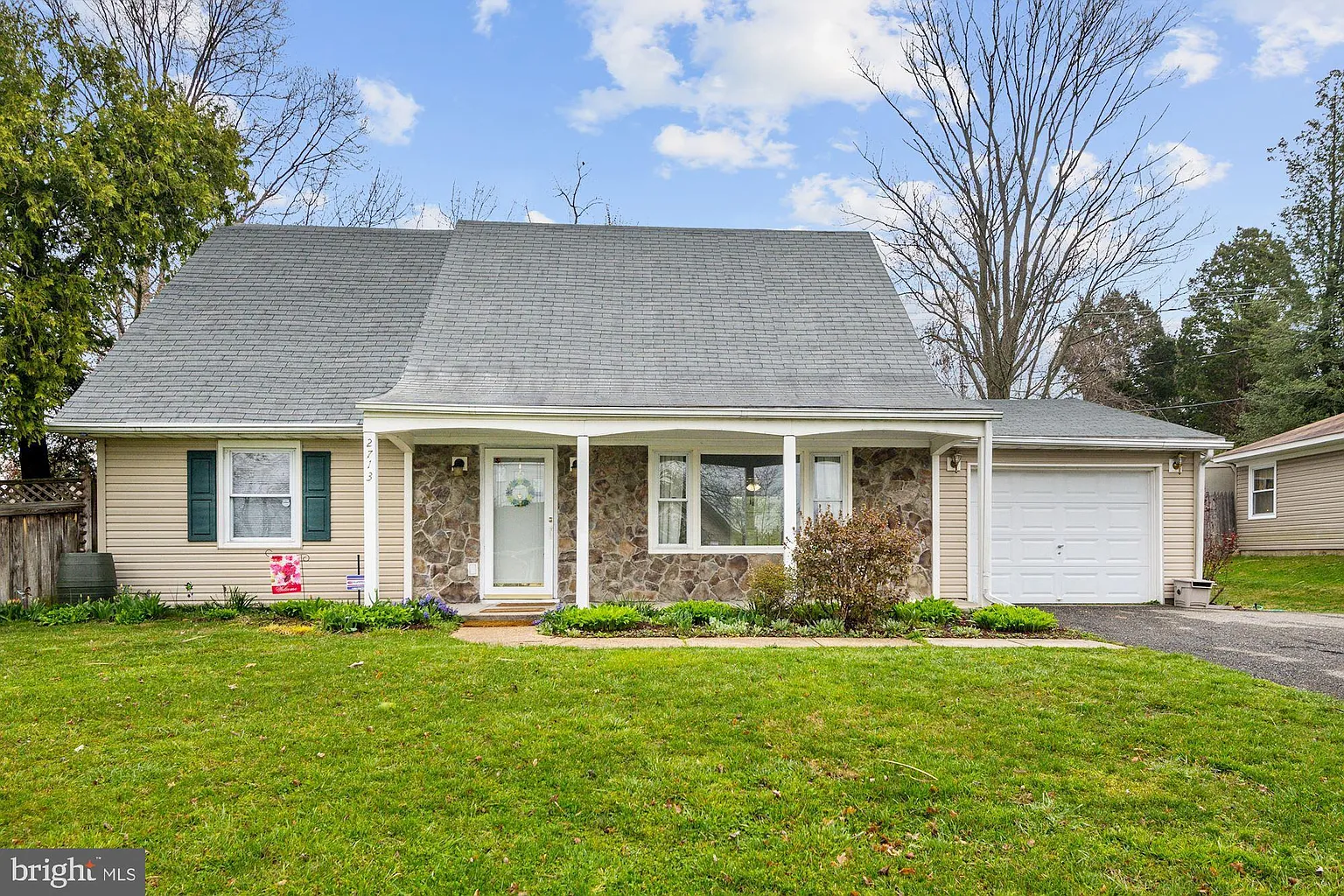 2713 Kirk Ln photo 1
