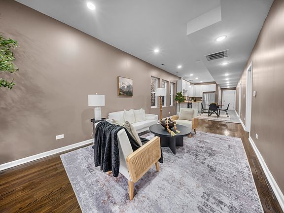 3rd image of 1232 S 51st Ave #2