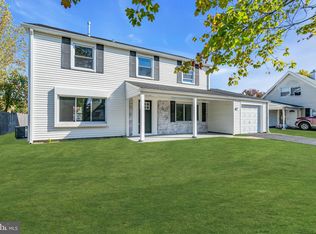 42 Beaverdale Ln, Willingboro, NJ 08046
