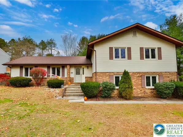 7933 Trails End, Fogelsville, PA 18051