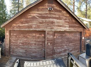 1677 Twin Lakes Dr, Wrightwood, CA 92397