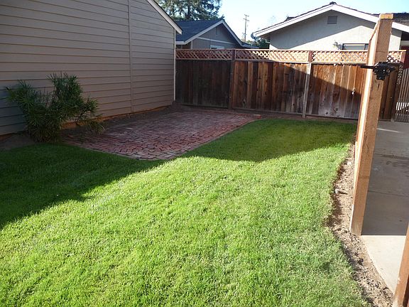 3rd image of 2221 Maywood Ave