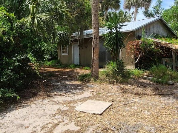 2920 Township Rd, Malabar, FL 32950