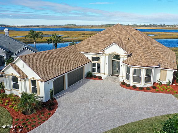 3rd image of 2426 PINE ISLAND Court