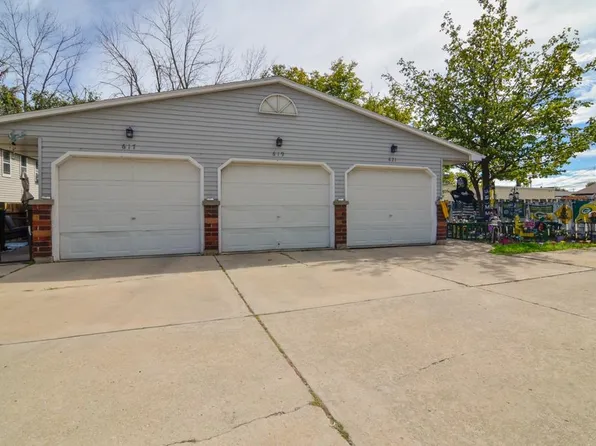 617 Victoria Ct, Green Bay, WI 54302