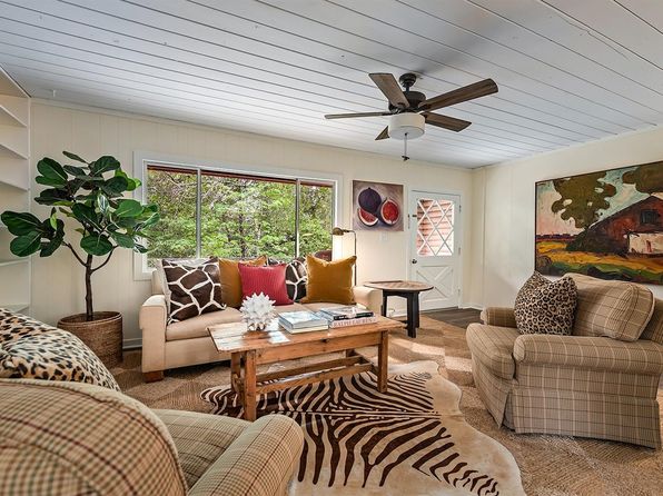 1940 N Fitch Mountain Rd, Healdsburg, CA 95448