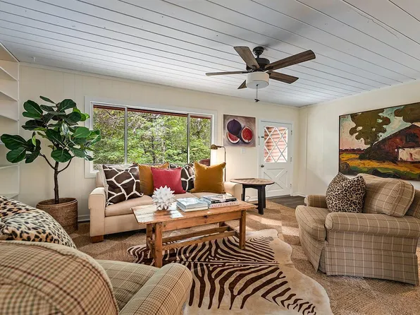 1940 N Fitch Mountain Road, Healdsburg, CA 95448