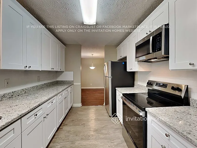 940 Woodbridge Dr NE — Photo 7