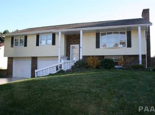 1716 W Grandridge Dr, Dunlap, IL 61525