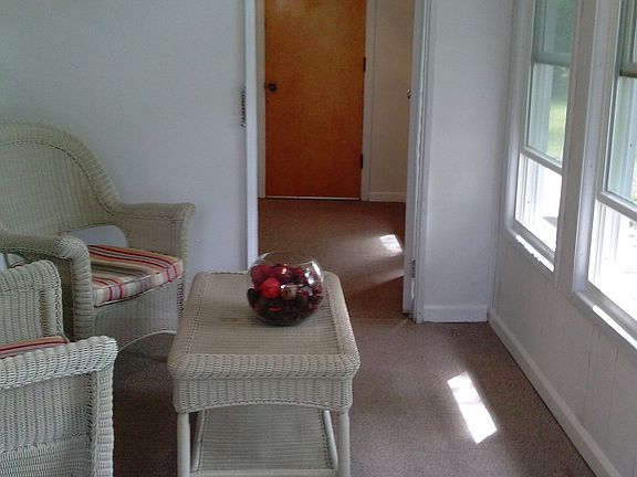 2nd image of 2631 Valley Dr
