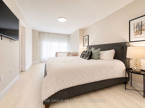3rd image of 27 Sharbot Ln