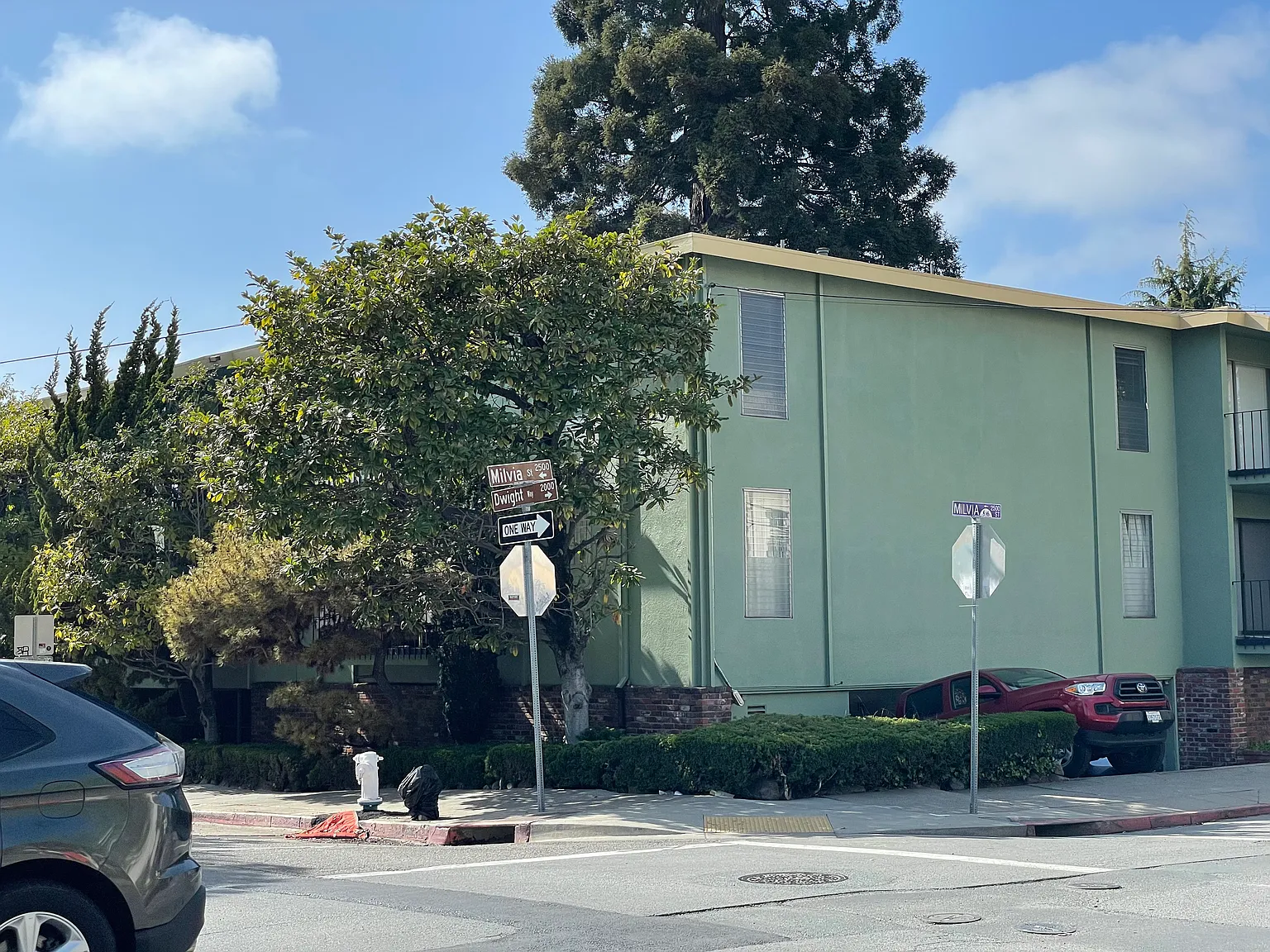 2450 Milvia Street — Photo 4
