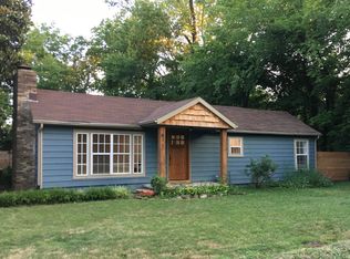 611 E McClinton St, Fayetteville, AR 72701