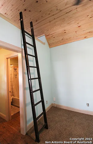 955 Faurie Tiny House Lakehills Ter #TINY HOUSE — Photo 8