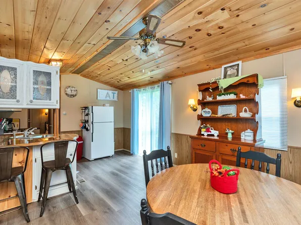 115 Brookside Drive #2-12, Fitzwilliam, NH 03447