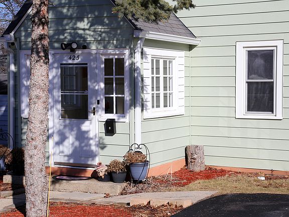 4th image of 423 Bellevue Dr