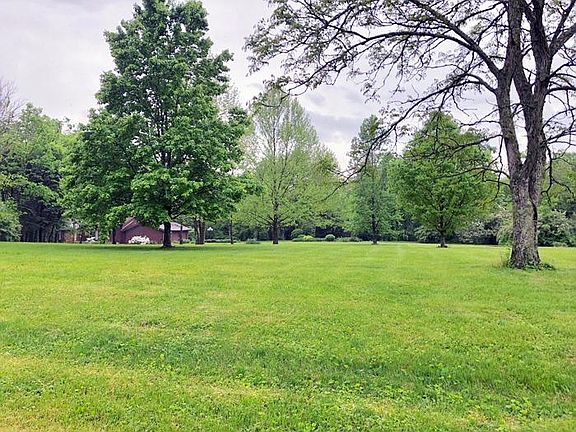 5th image of 1014 Bicknell Ln