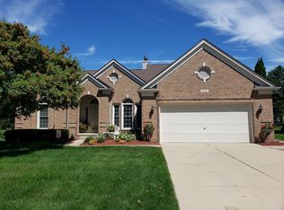 3638 Green Meadow Ln, Orion, MI 48359