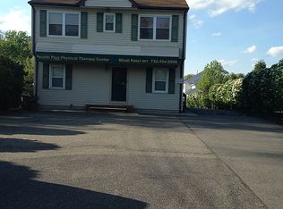 2114 Oak Tree Rd, Edison, NJ 08820