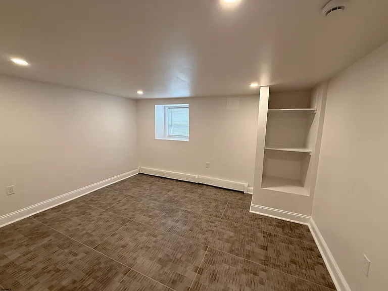 102 S Raleigh Ave — Photo 11