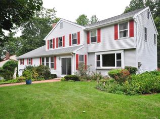 117 Hollow Brook Rd, Windsor, CT 06095