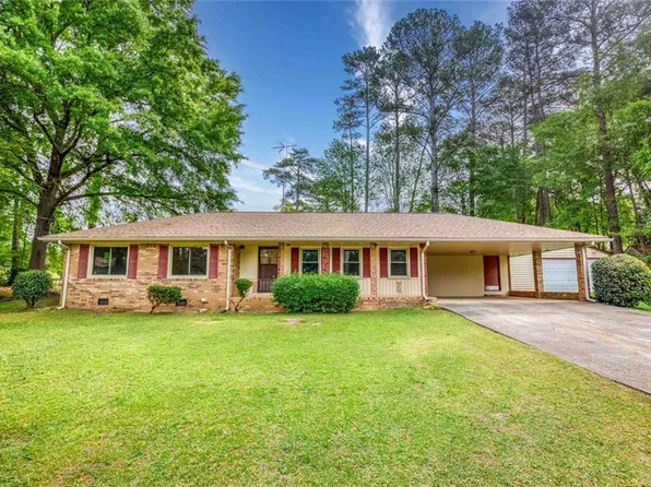 1660 Maple Ct SE, Conyers, GA 30013