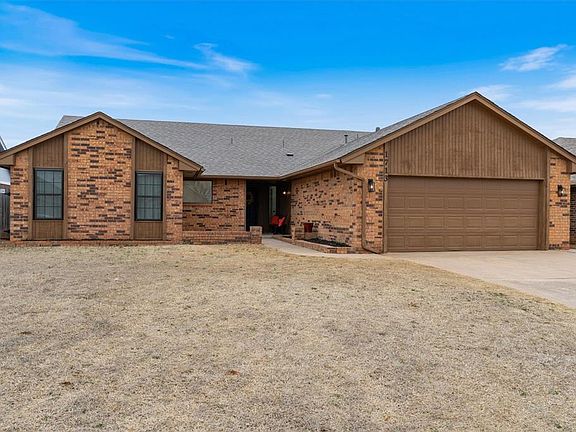 2nd image of 1713 Whispering Creek Ct