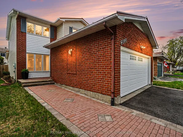2056 Wildflower Dr, Ottawa, ON K1E 3R3