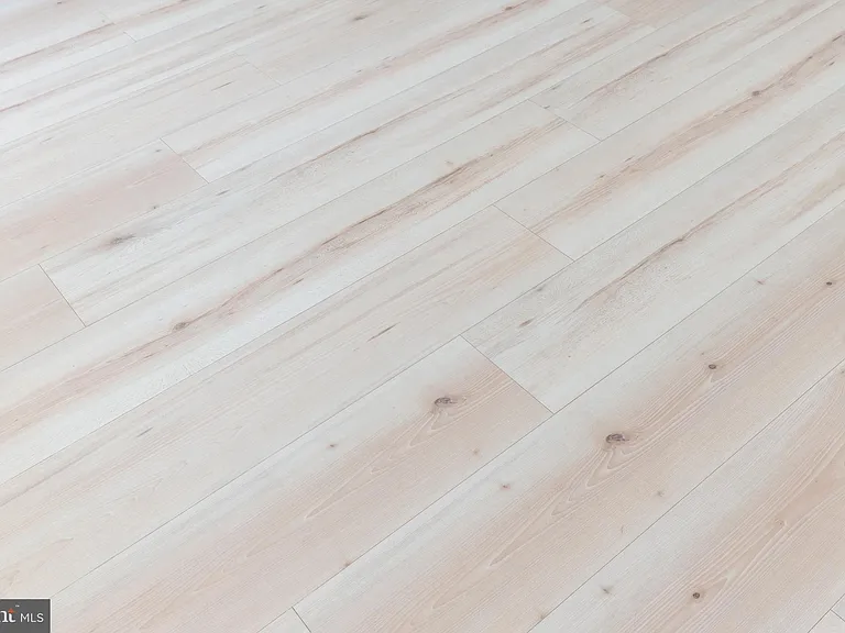 1330 N Hancock St — Photo 11