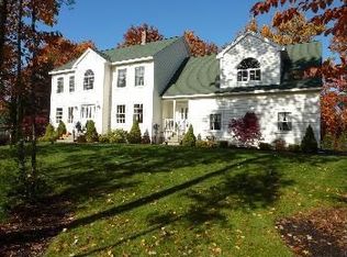 8 Twilight Ln, Gorham, ME 04038