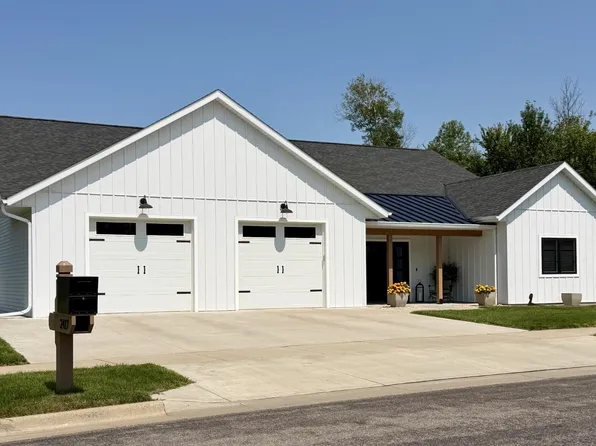 2417 34th St S, Saint Cloud, MN 56301