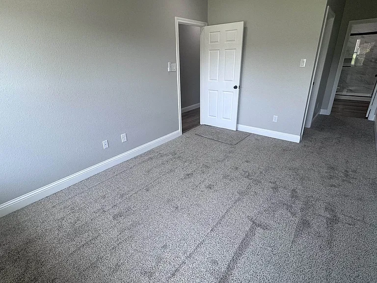 3211 Bourland St — Photo 10