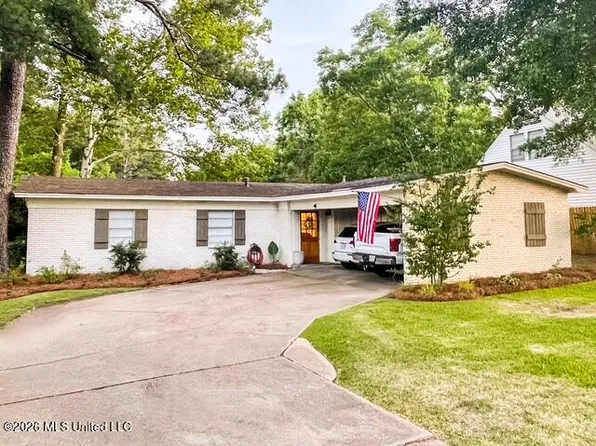 1004 Andover St, Clinton, MS 39056