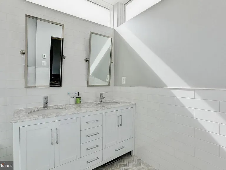 622 Randolph St NW — Photo 14