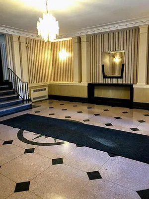 Sold by Area New York | media 3