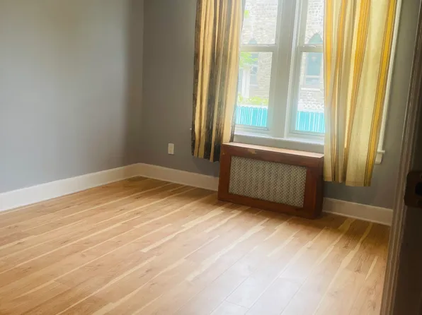 9 Corso Court image 12 of 19