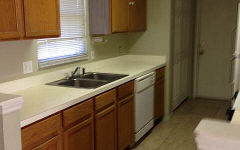 3rd image of 1810 SW Ironwood Dr