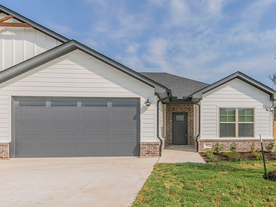 1st image of 700 Wind Sail Ct #3B-2BA-1566SQFT