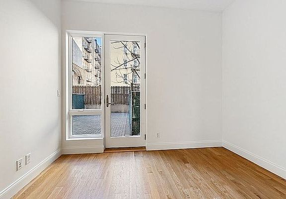 3rd image of 82 Marcy Ave APT 1B