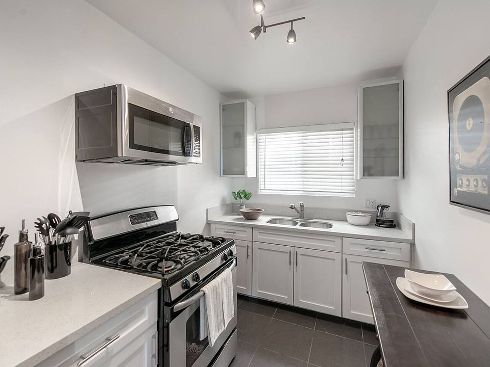 The Sofia 990 Palm Ave West Hollywood CA Zillow