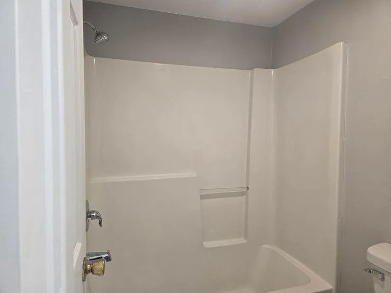 1420 Rodeo Rd — Photo 9