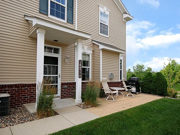 2nd image of 10877 Oak Grove Cir Unit A