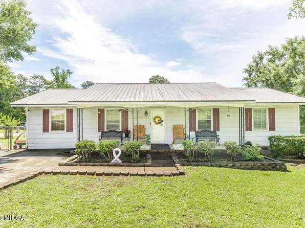 4782 Two Oak Dr, Macon, GA 31210