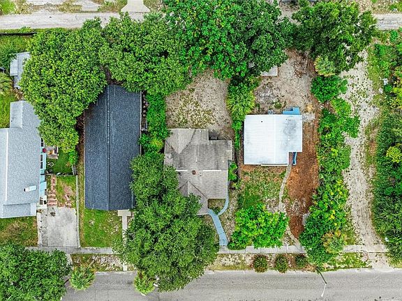 11th image of 1005 16TH AVENUE S