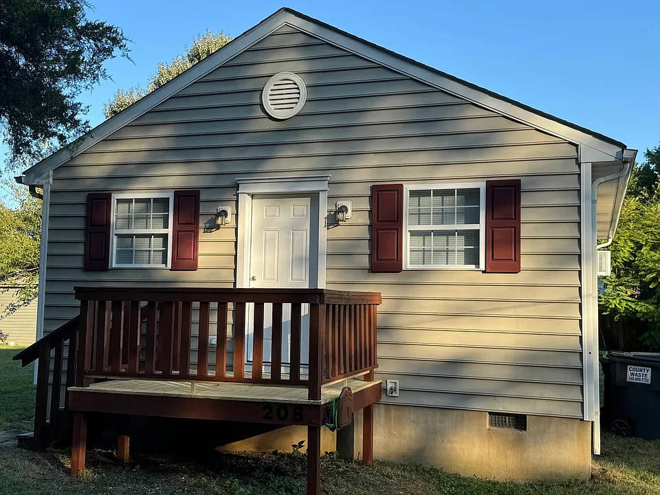 208 Pratt St