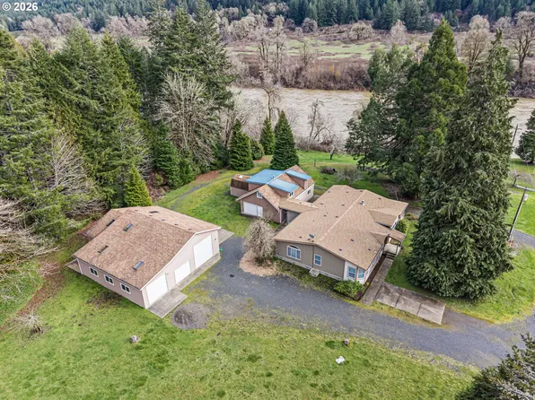 27090 State Highway 38, Scottsburg, OR 97473