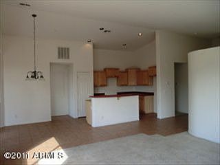 2nd image of 7319 W Globe Ave