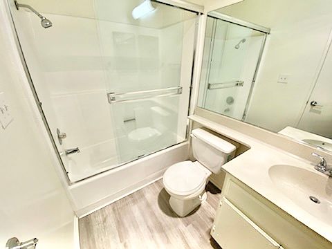 5th image of 3747 Glendon Ave #306